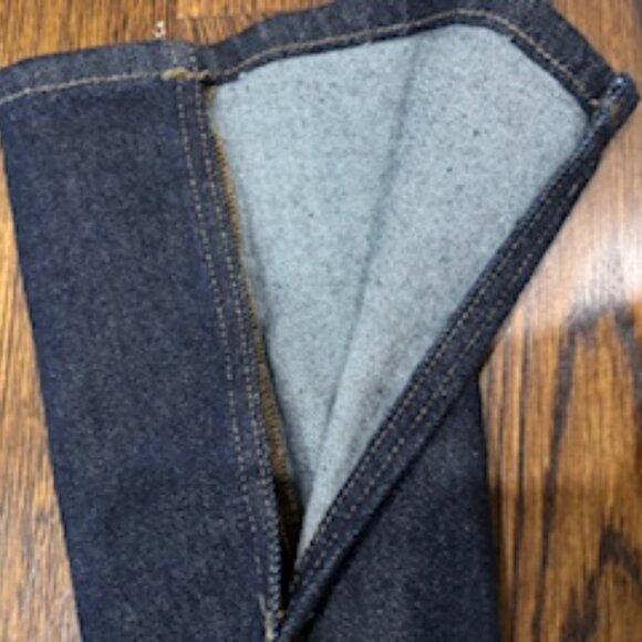 LIke New Curvy High-Rise subtle Flare Jean with slit sz 27L - Picture 9 of 9